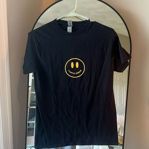 WWJD tee. “i love jesus” 🖤